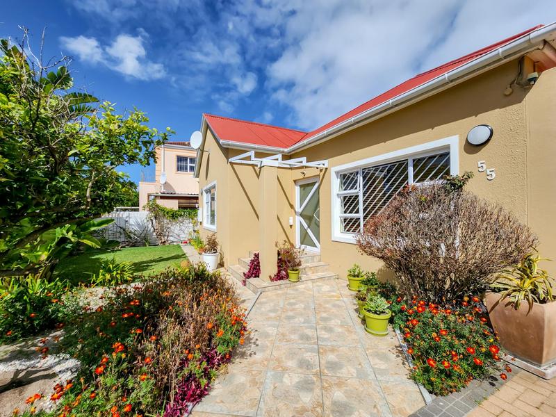 To Let 3 Bedroom Property for Rent in Rondebosch East Western Cape